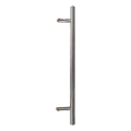 Egyoldali kerek ajtófogantyú 32×800 mm – rozsdamentes acél AISI 304, szatén, 45°-os rögzítés 000-723 (1)